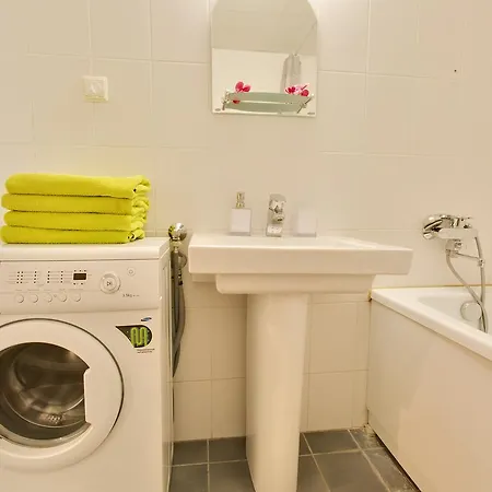 Apartment Daily At Lootsi Street Near Nautica Centrum - D Port Terminal