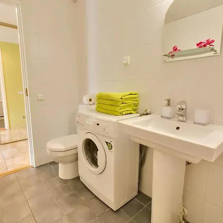 Apartment Daily At Lootsi Street Near Nautica Centrum - D Port Terminal *